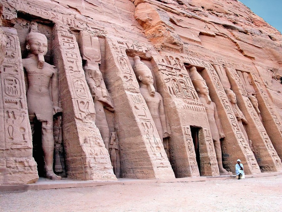 Abu Simbel | LAT.40