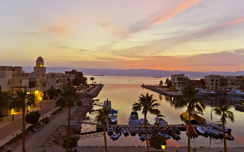 Aqaba | LAT.40