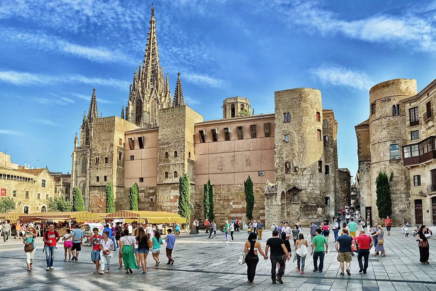 Barcelona | LAT.40