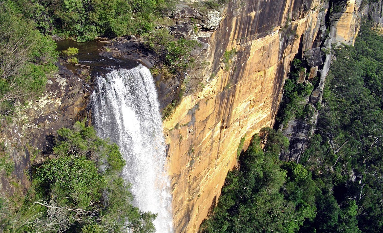 Blue Mountains | LAT.40