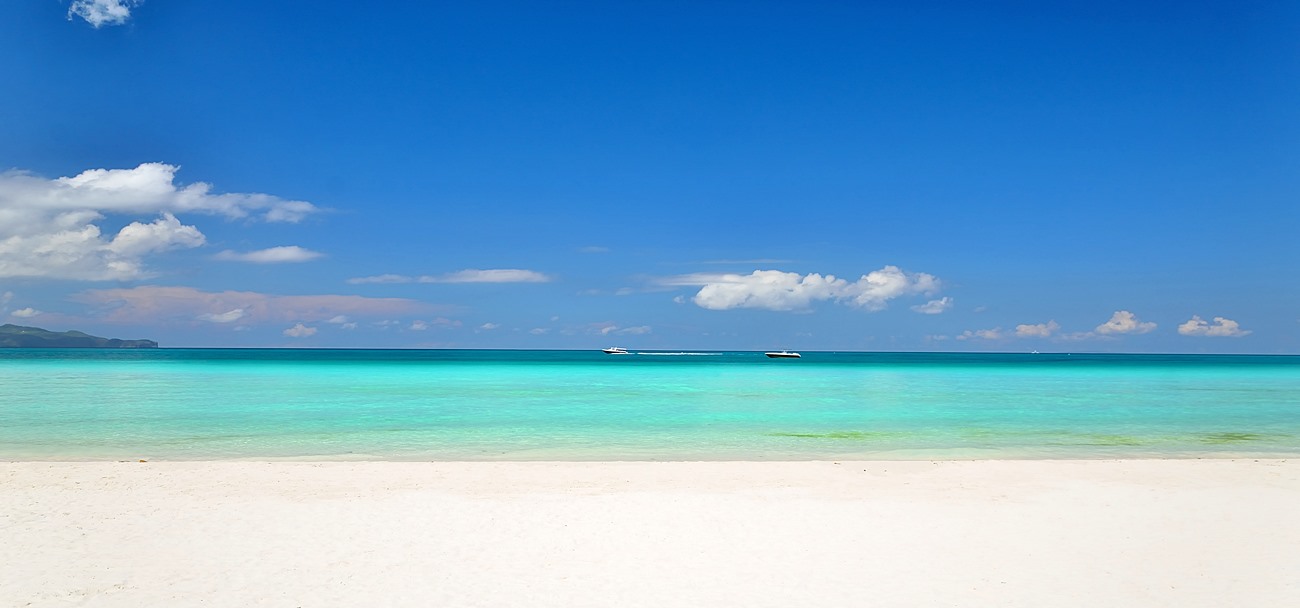 Boracay | LAT.40