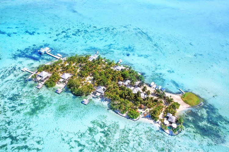 Luna de miel Canadá y Belize Cayo Espanto diseñado por LAT.40