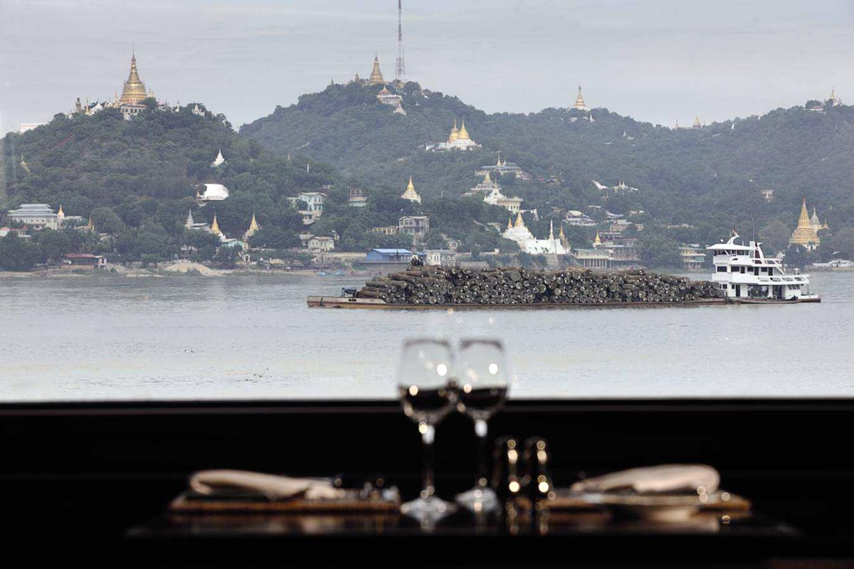 Belmond Road to Mandalay en Crucero Rio Irrawaddy
