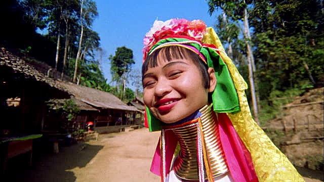 Cuevas Chiang Dao en elefante | LAT.40