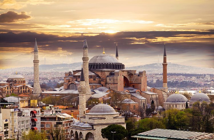 Encantos de Turquía diseñado por LAT.40