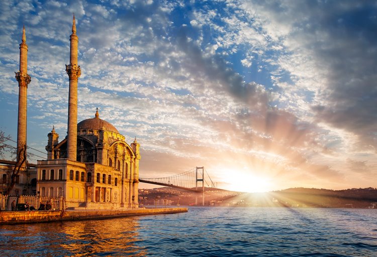 Luna de miel en Turquía diseñado por LAT.40