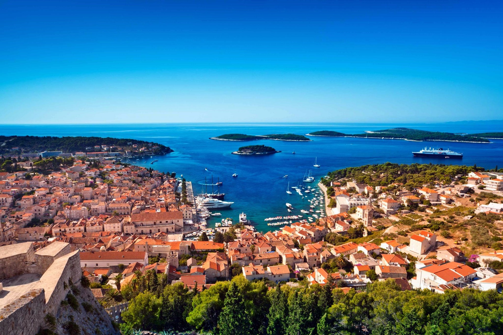 Hvar | LAT.40
