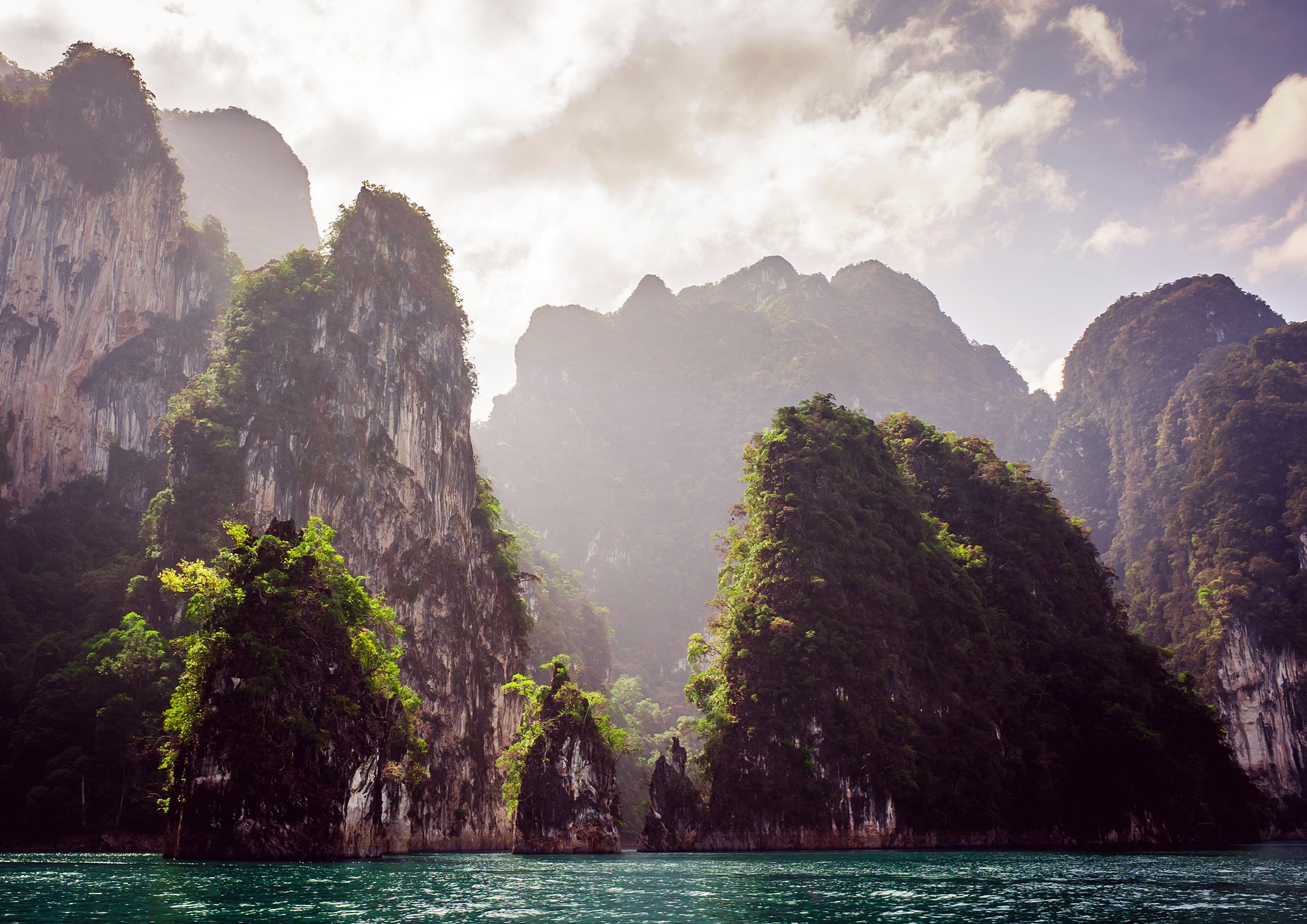 Khao Sok | LAT.40