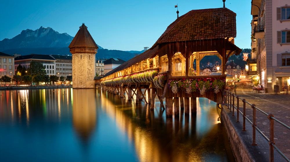 Lucerna | LAT.40