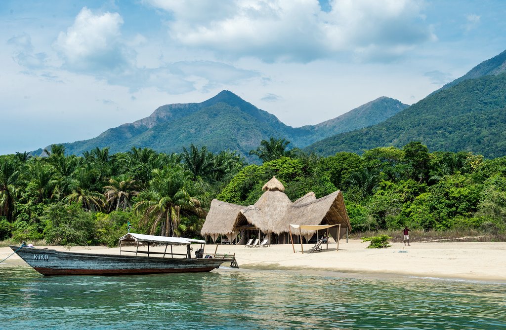 Mahale | LAT.40