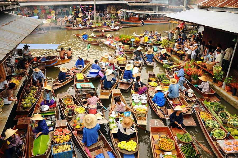 Mercado flotante | LAT.40
