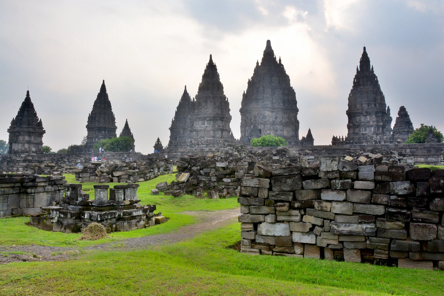 Prambanan | LAT.40