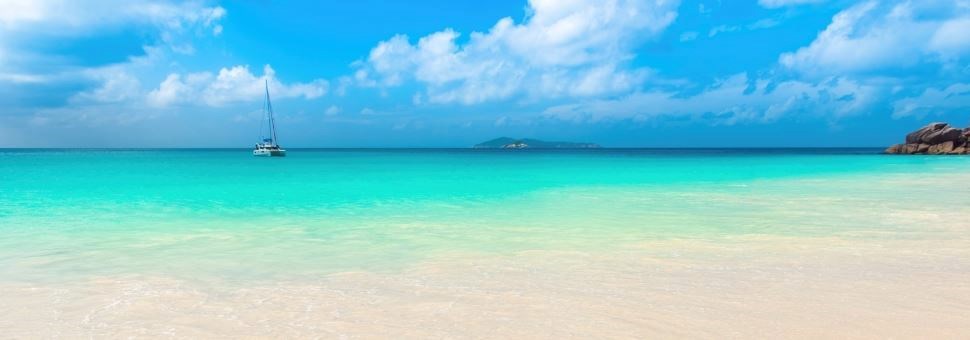 Praslin | LAT.40