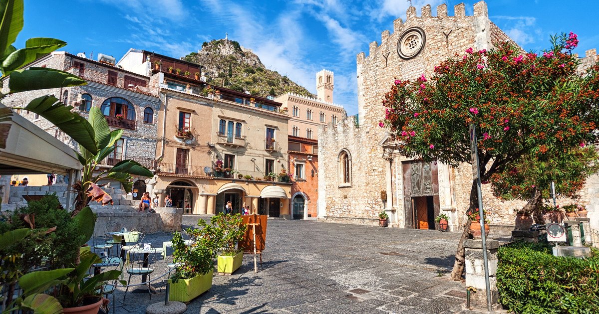 Taormina | LAT.40