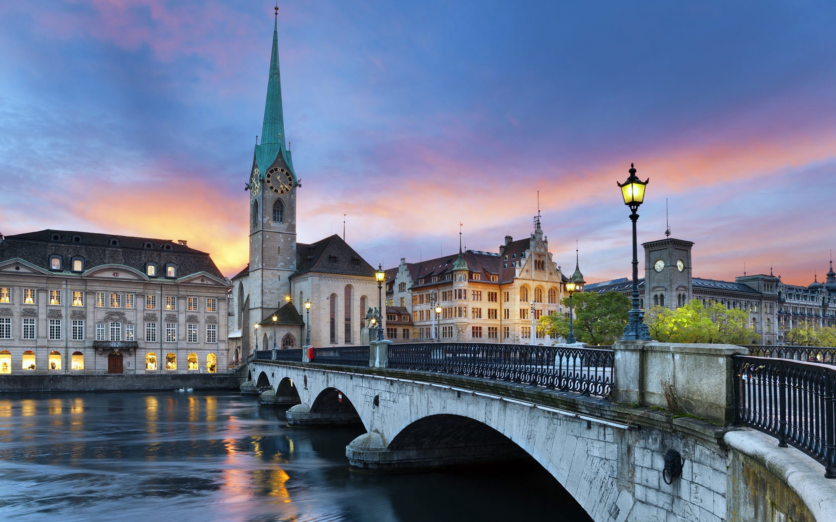 Zurich | LAT.40