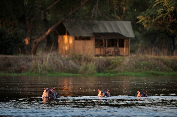 Old Mondoro Bush Camp en Lower Zambezi