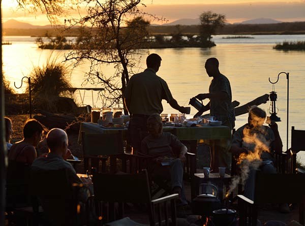 Old Mondoro Bush Camp en Lower Zambezi