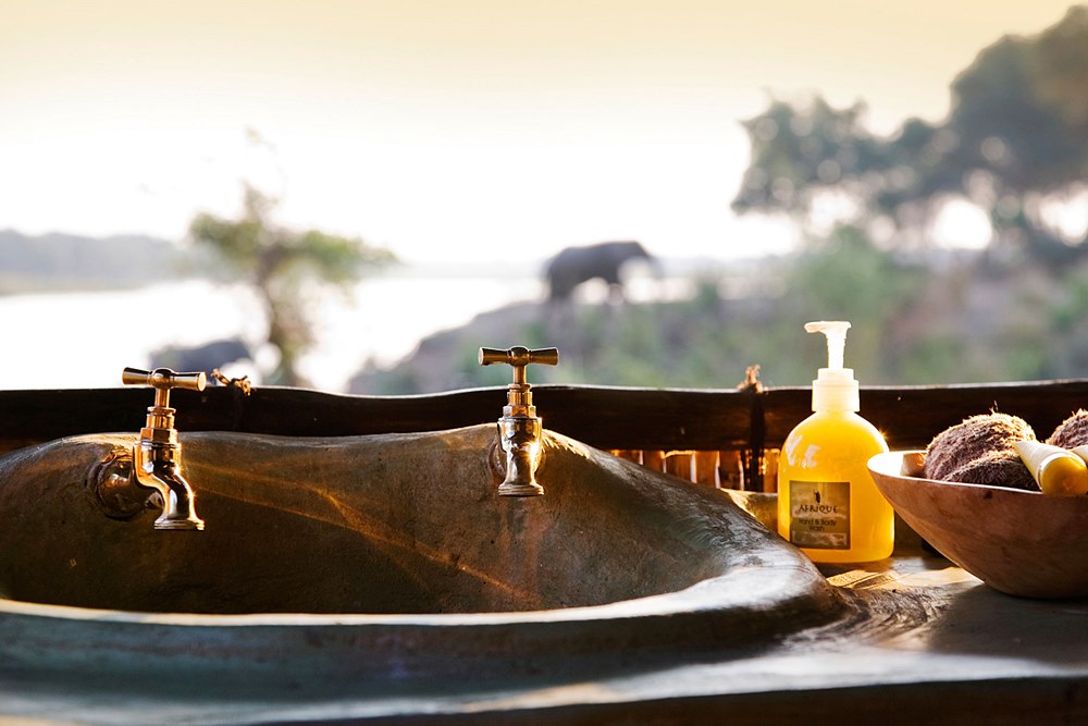 Old Mondoro Bush Camp en Lower Zambezi