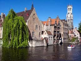 Brujas | LAT.40