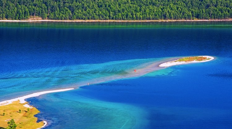 Lago Ubsugul | LAT.40