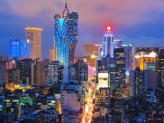 Macao | LAT.40