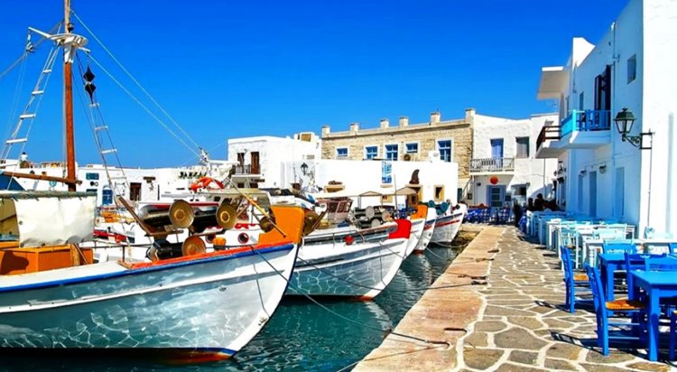 Paros | LAT.40