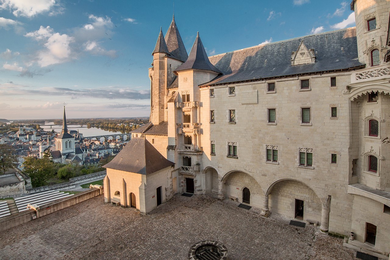 Saumur | LAT.40