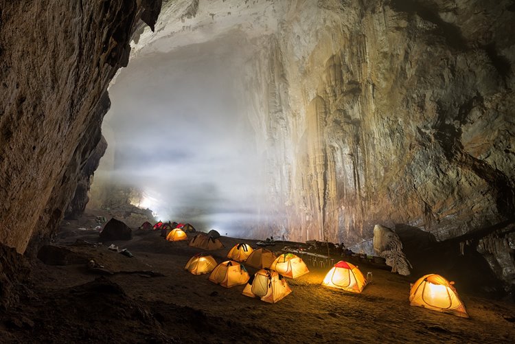 Son Doong | LAT.40