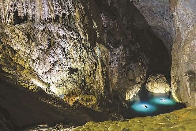 Son Doong | LAT.40