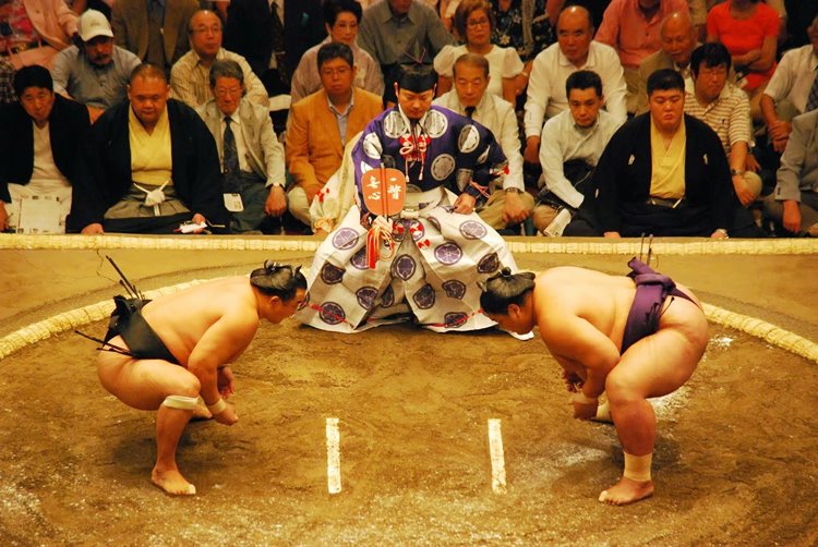 Inolvidable Viaje en Familia a Dubai y Japón diseñado por LAT.40