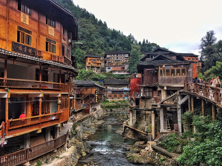 Zhaoxing | LAT.40