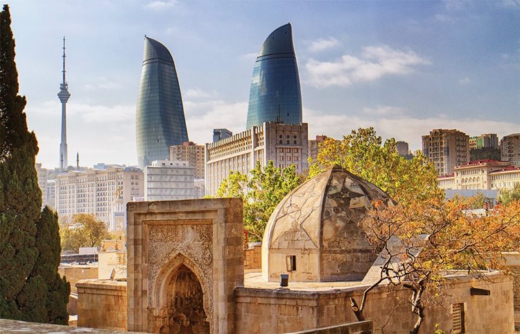 Baku | LAT.40