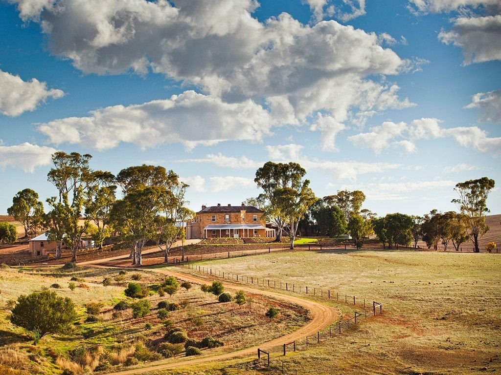 Kingsford Homestead | LAT.40