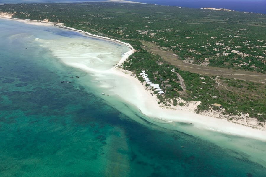 Azura Marlin Beach en Benguerra Island
