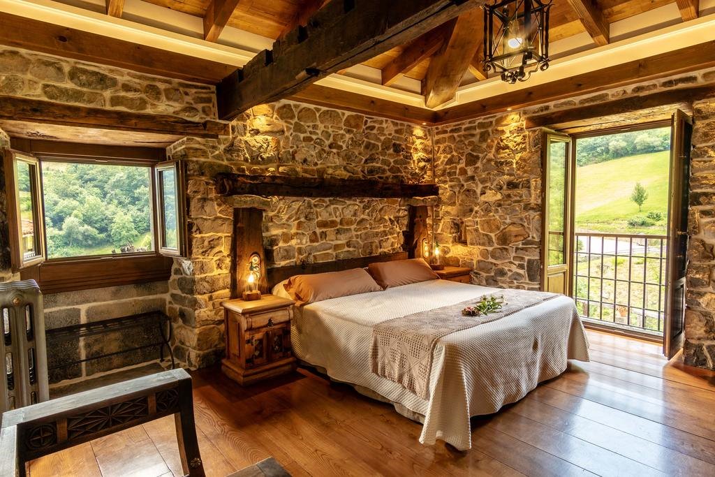 Casona de El Castañiu en Spain