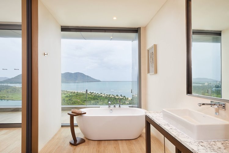 The Westin Blue Bay Resort en China