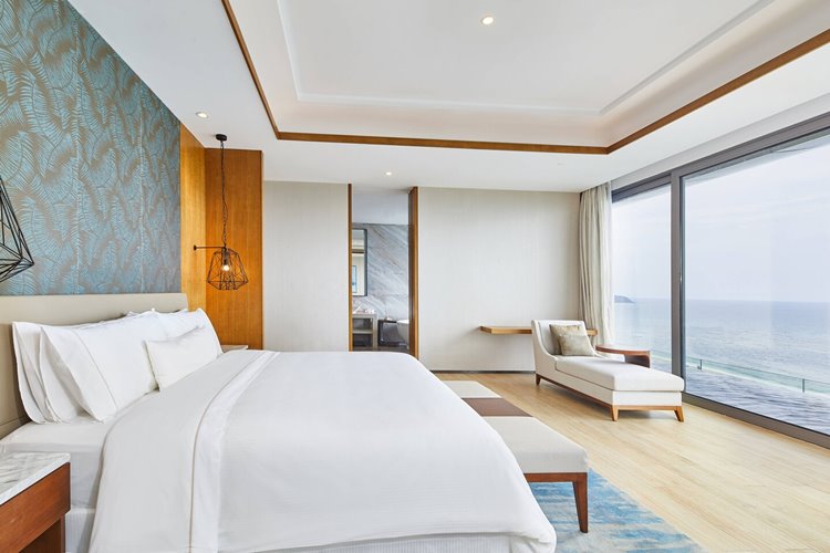 The Westin Blue Bay Resort en China