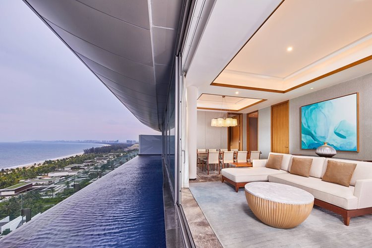 The Westin Blue Bay Resort en China