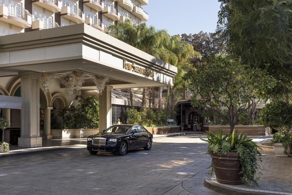 Four Seasons Hotel Los Angeles at Beverly Hills en su destino