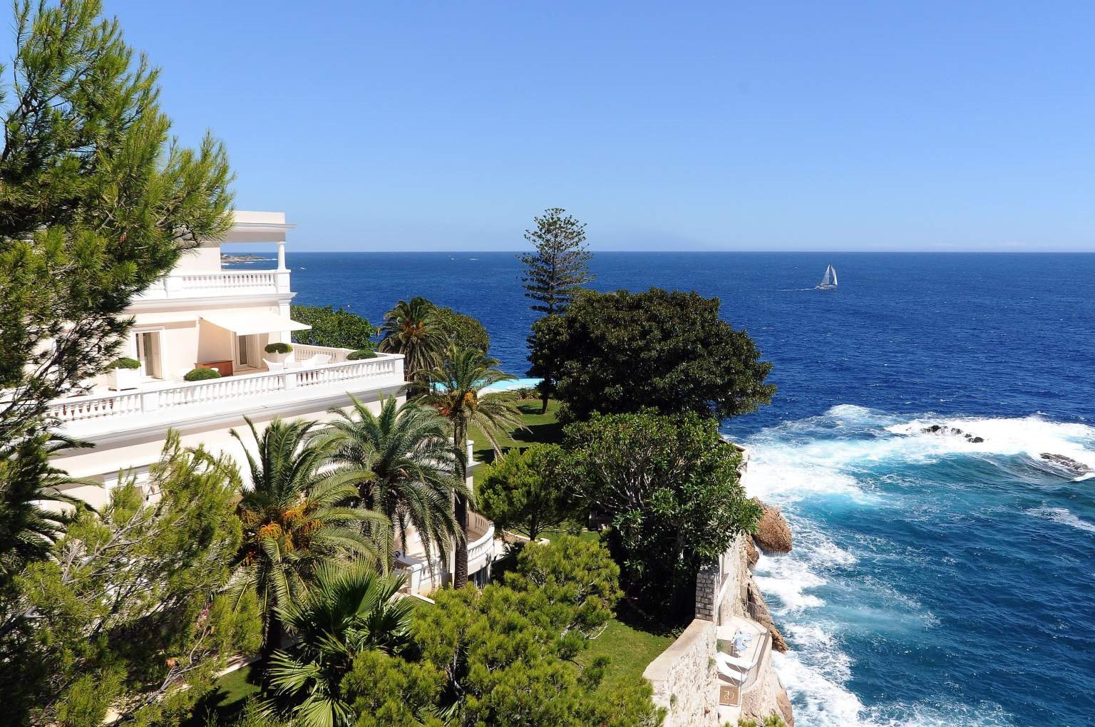 Cap Estel en France