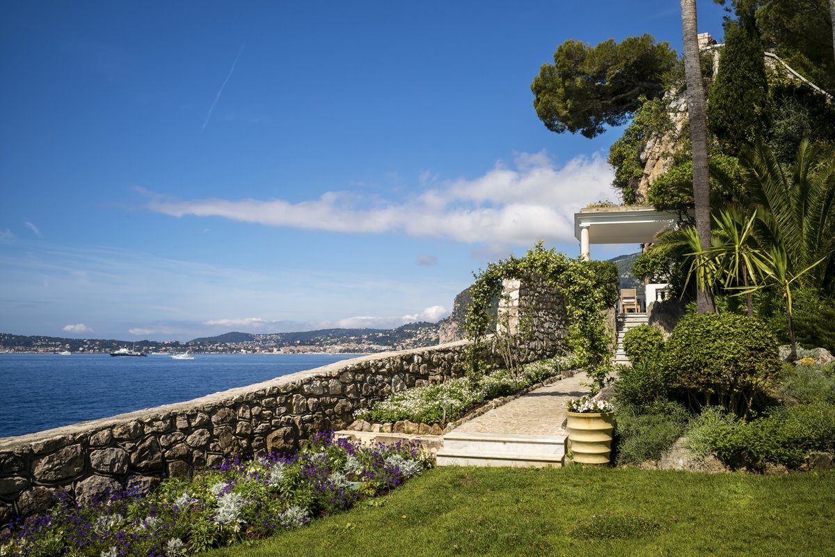 Cap Estel en France