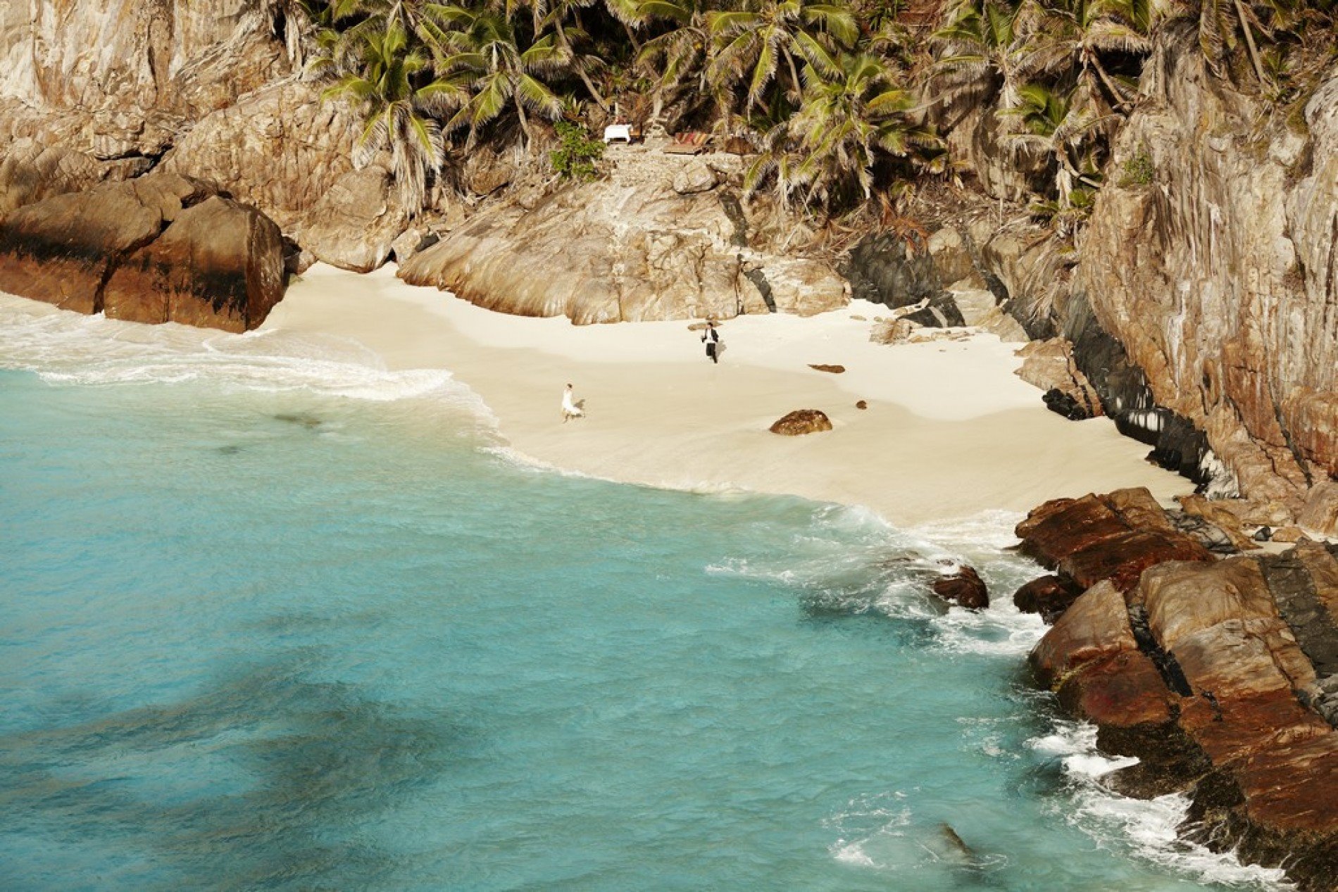 Fregate Private Island | LAT.40