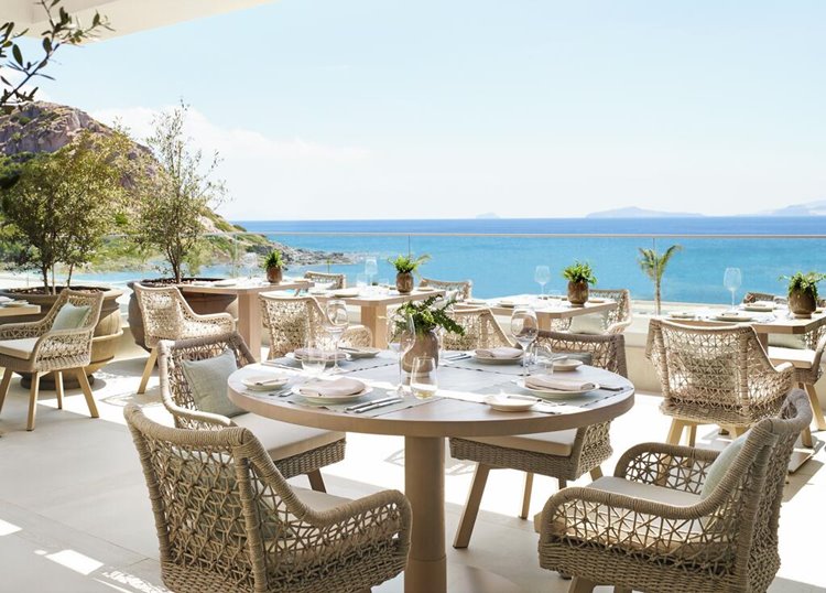 IKOS Aria en Greece