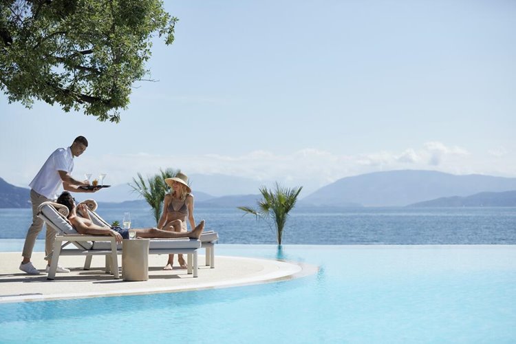 IKOS Aria en Greece