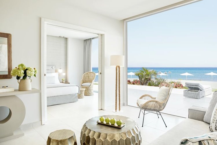 IKOS Aria en Greece