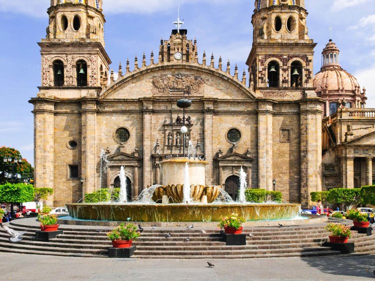 Guadalajara | LAT.40
