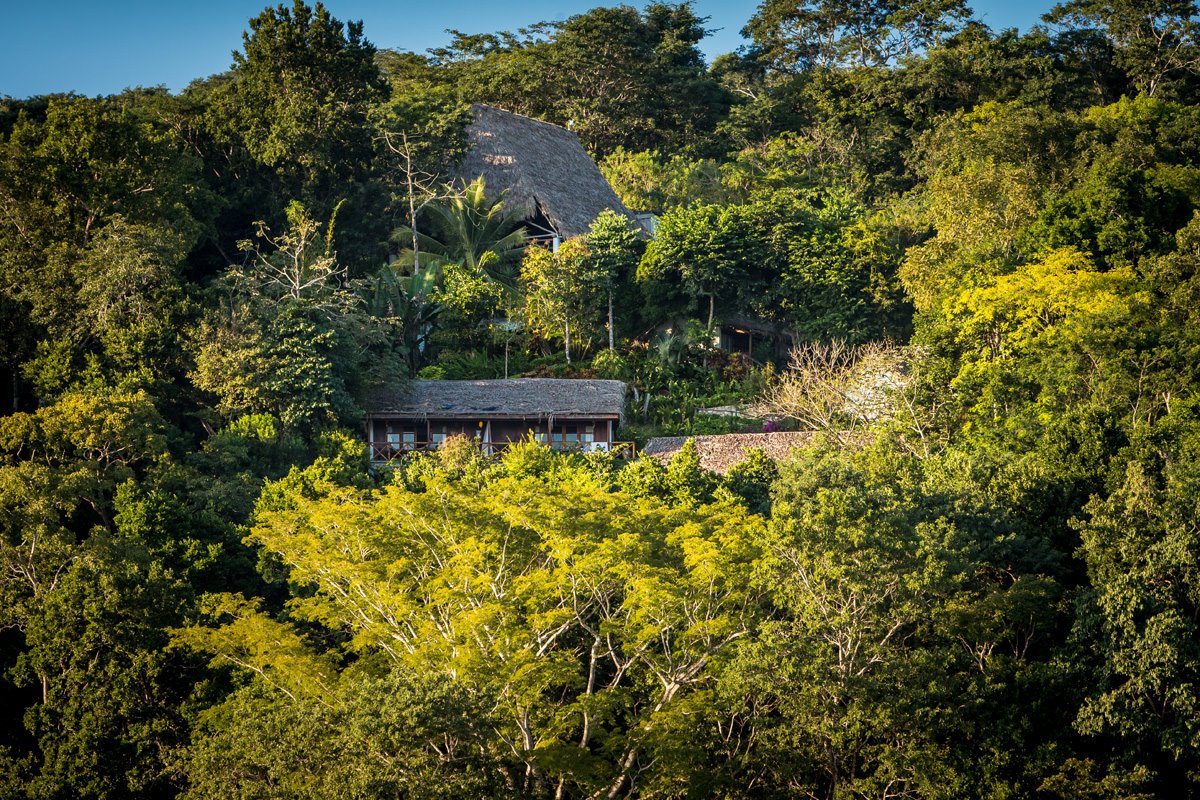 La Lancha en Lago Petén Itzá