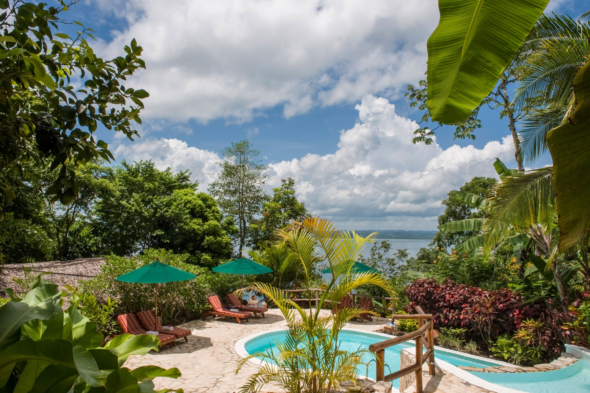 La Lancha en Lago Petén Itzá