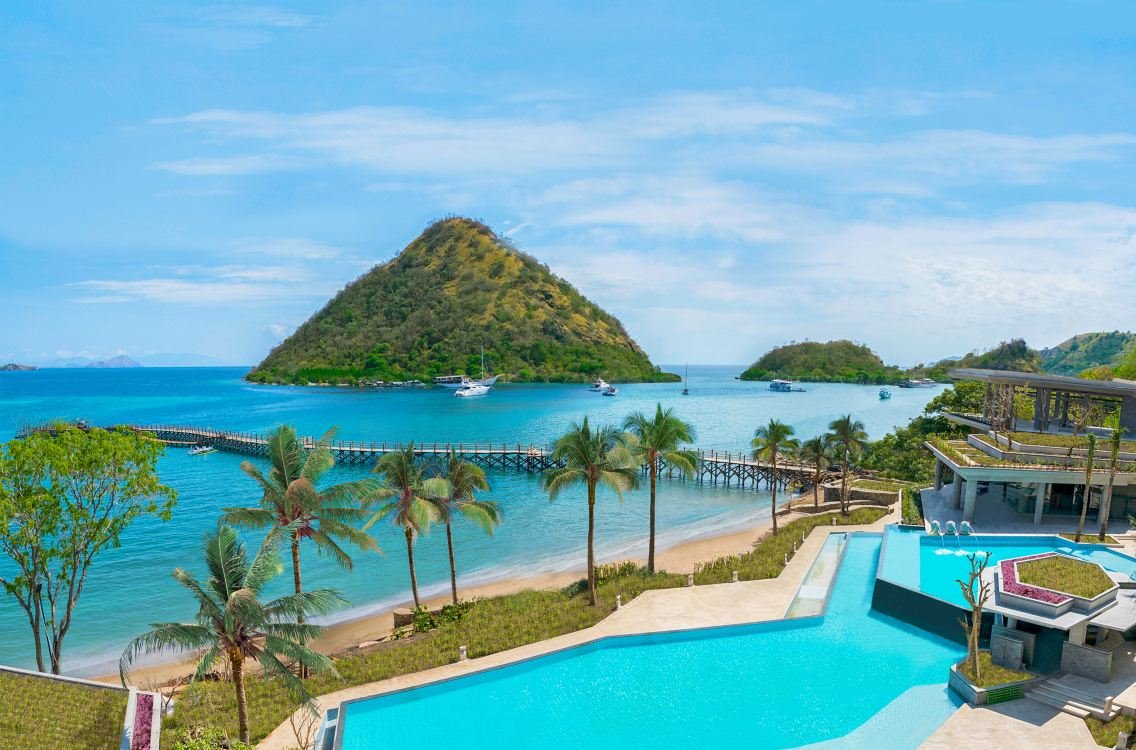 Ayana Komodo Resort | LAT.40