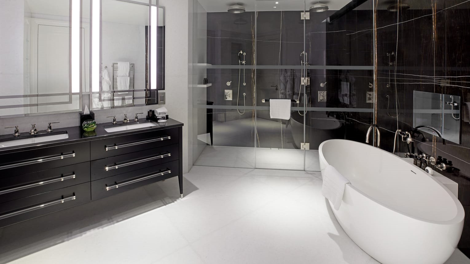 Four Seasons Hotel London at Ten Trinity Square en Londres